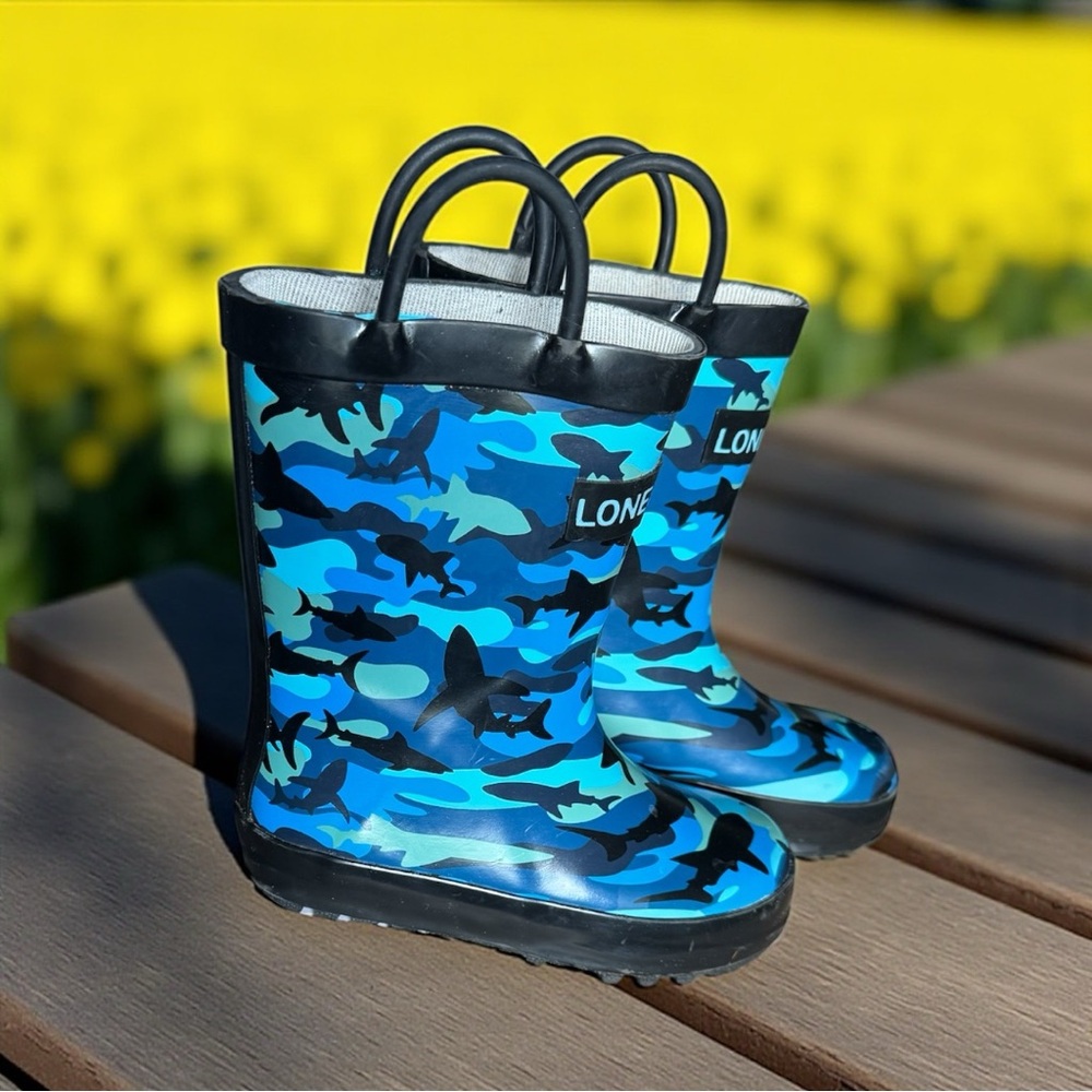 LONE CONE Kids Shark Camo Waterproof Non-Slip Rain Boots – Size 8 (Toddler)